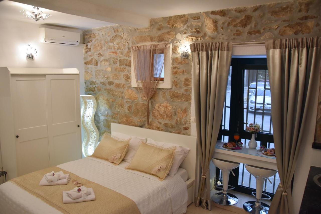 Apartments Bepina- 5 Mins From The Center Split Ngoại thất bức ảnh